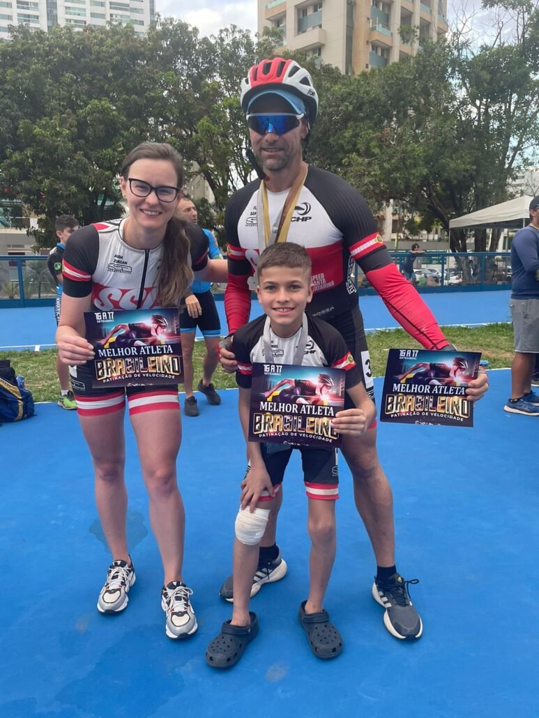 MELHORES ATLETAS DA COMPETIÇÃO: FLAVIO BEZERRA SANTIAGO (Categoria Master 40 Masculino), AGDA ZORZAN (Categoria Master 30 Feminino) e ENZO GABRIEL DZIUKORSKI (Categoria Mirim Masculino)